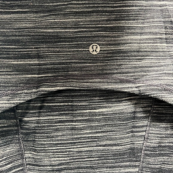 Lululemon hooded define jacket - Picture 3 of 4